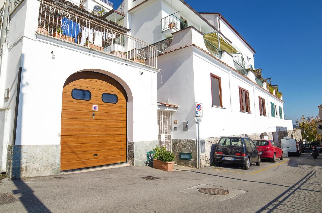 Moressas In Praiano Kültér fotó