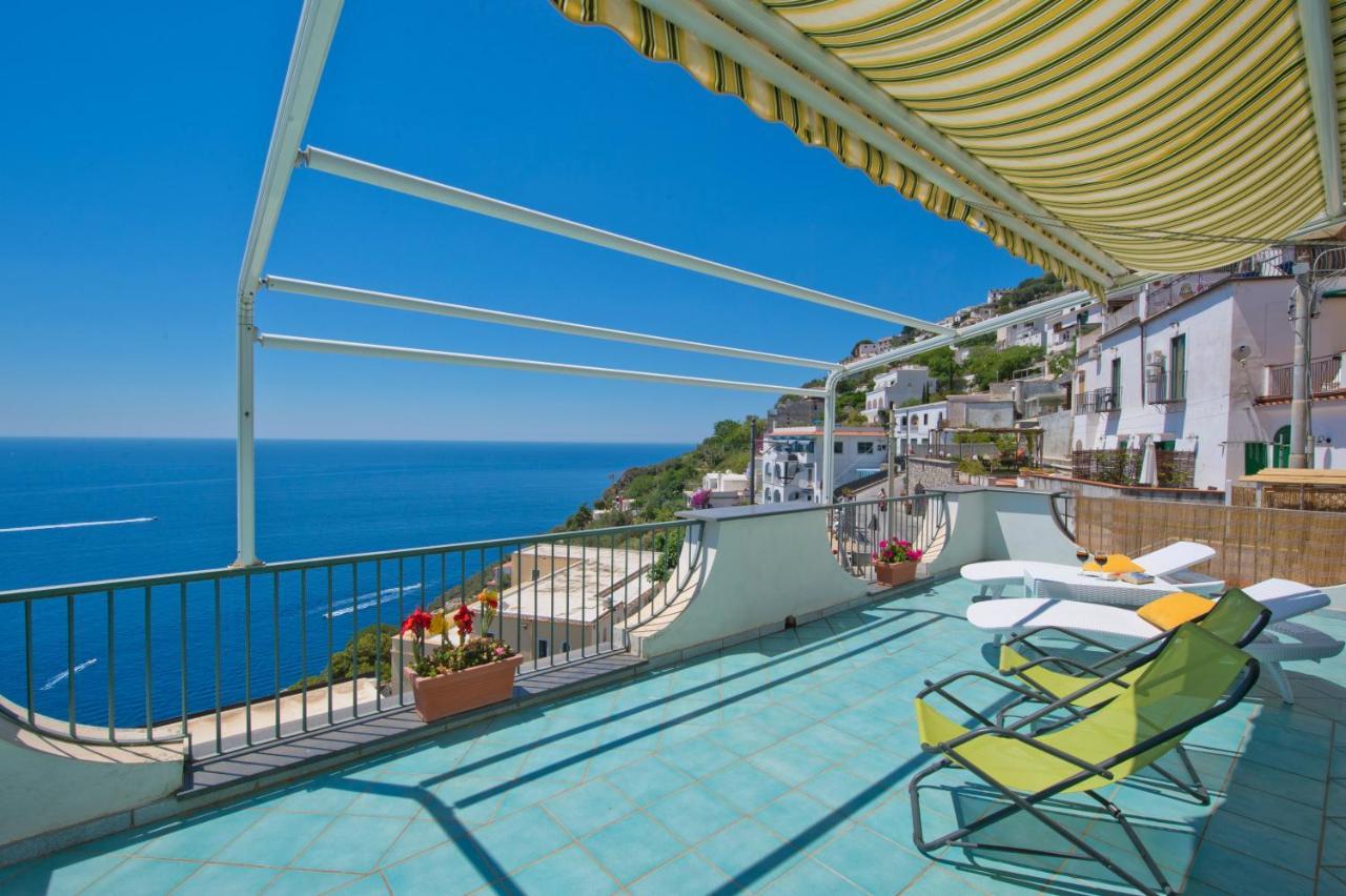 Moressas In Praiano Kültér fotó